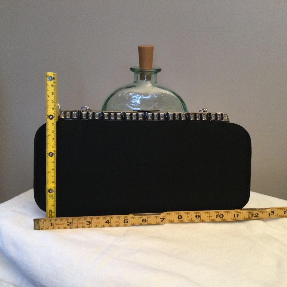 Vintage La Marquise Matte Black Evening Clutch - Picture 6 of 11